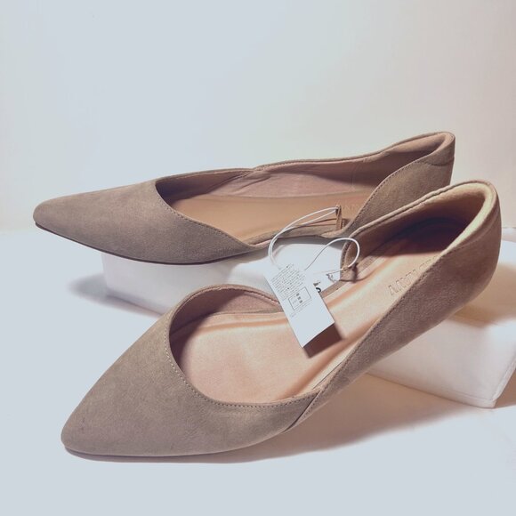Old Navy-NWT-Women's  D'Orsay Flats Size 9 Pointy Toe Low Heel-Tan-Casual-Comfy - Picture 1 of 16